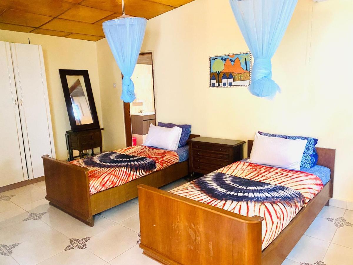 Jungle Beach Resort Sanyang Екстериор снимка