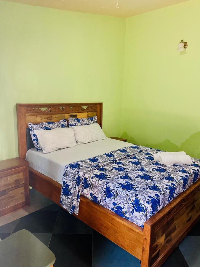 Jungle Beach Resort Sanyang Екстериор снимка